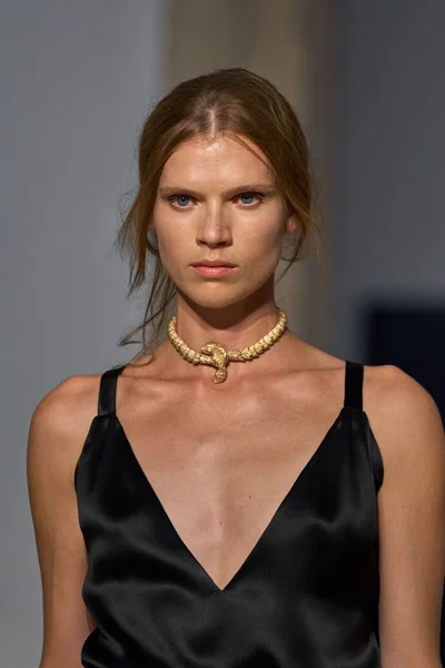 Look 116